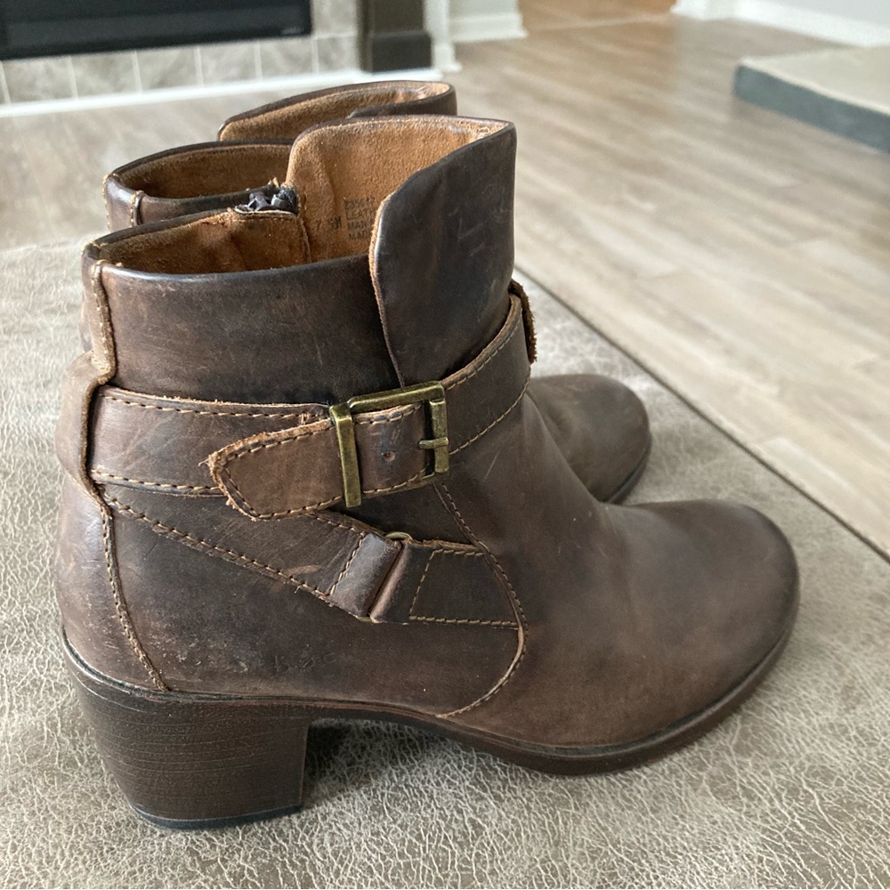 boc Ankle Brown Leather Boot - Picture 3 of 8